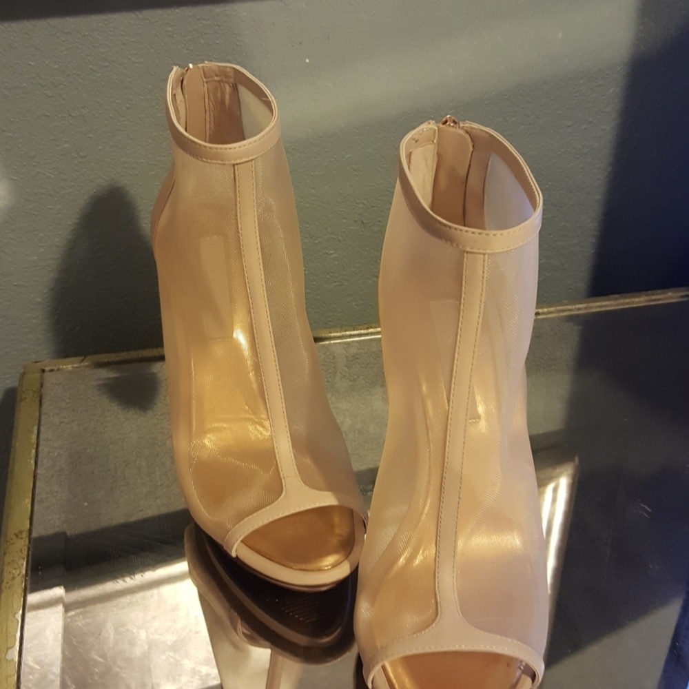 Never wore.  To high! 4 inch heals